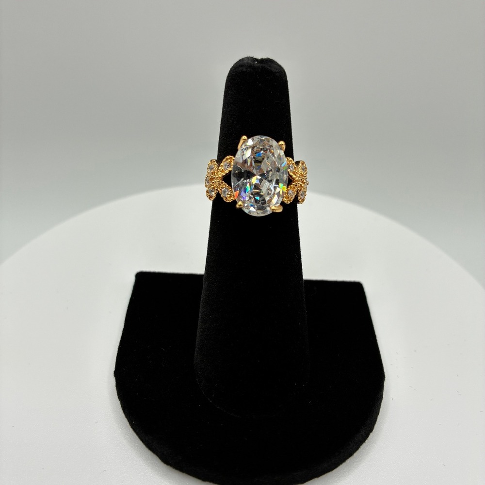 Women's 5.5 Gold Oval Cubic Zirconia Butterfly Accent Sparkle